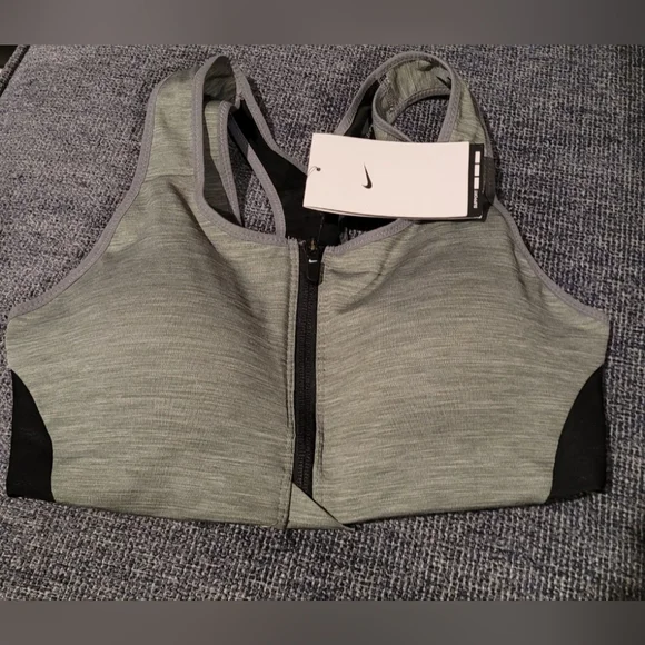 NWT NIKE Shape Support Padded Zip Front Sports Bra DN4219-084 Medium M training - Picture 3 of 4